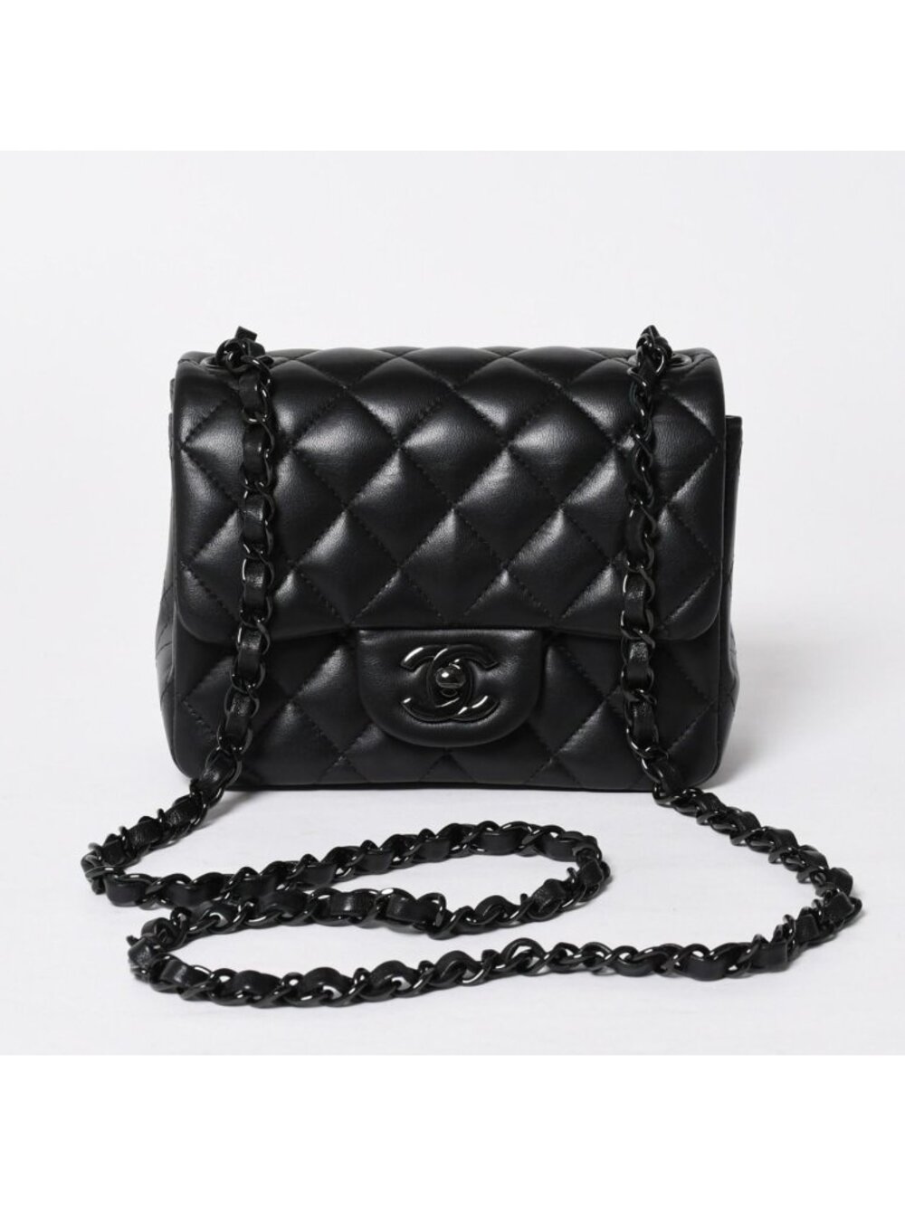 Chanel Mini Quilted 16 So Black S Flap S Chain Shoulder Bag CC Logo Lambskin